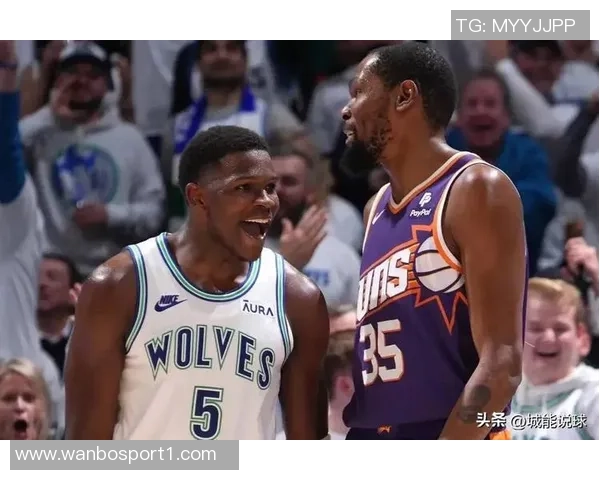 爱德华兹虽砍下30分5板却难救球队无力回天罚球表现出色8中7 爱德华兹虽砍下30分5板却难救球队无力回天罚球表现出色8中7