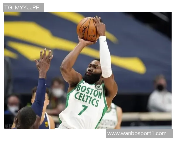 杰伦布朗半场表现低迷仅得6分3失误球队状态堪忧 杰伦布朗半场表现低迷仅得6分3失误球队状态堪忧