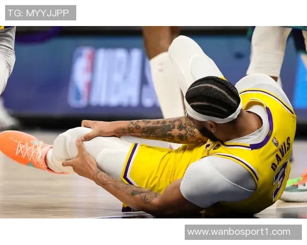 汤姆林表现抢眼10投8中轻松砍下18分6篮板2抢断并贡献5前场板